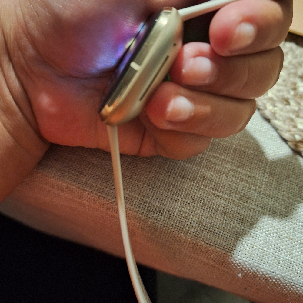 Fitbit Sense - Picture 8 of 8